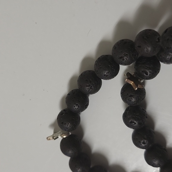 Set of two handmade Beaded Bracelets with white and golden yellow designs - Picture 2 of 7